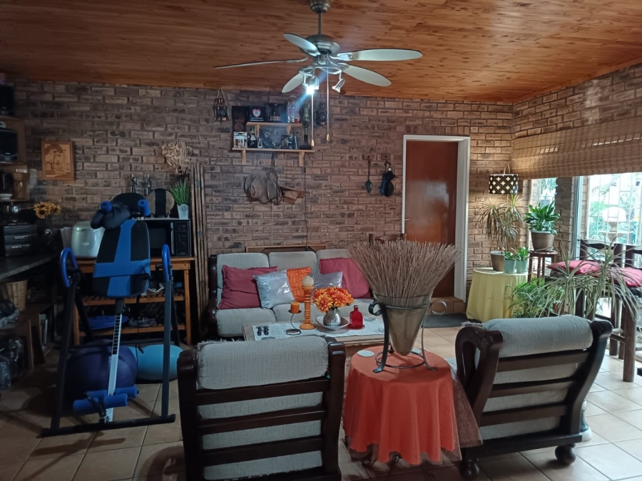 4 Bedroom Property for Sale in Royldene Northern Cape